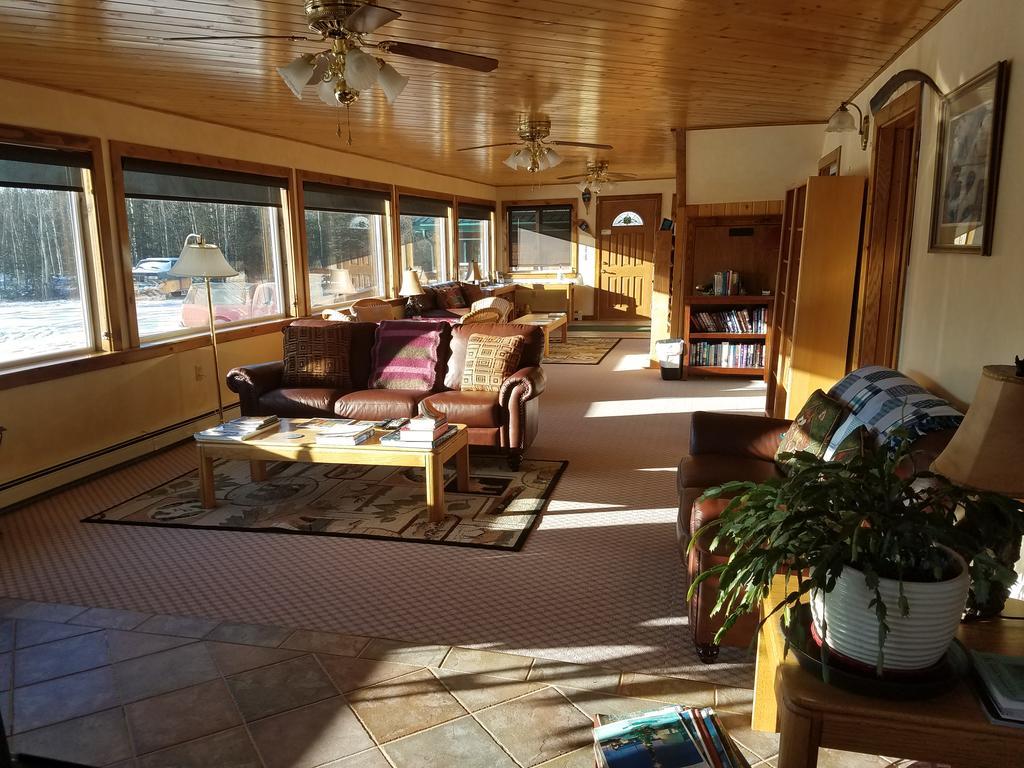 Denali Touch Of Wilderness B&B Хили Экстерьер фото