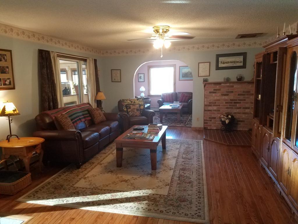 Denali Touch Of Wilderness B&B Хили Экстерьер фото
