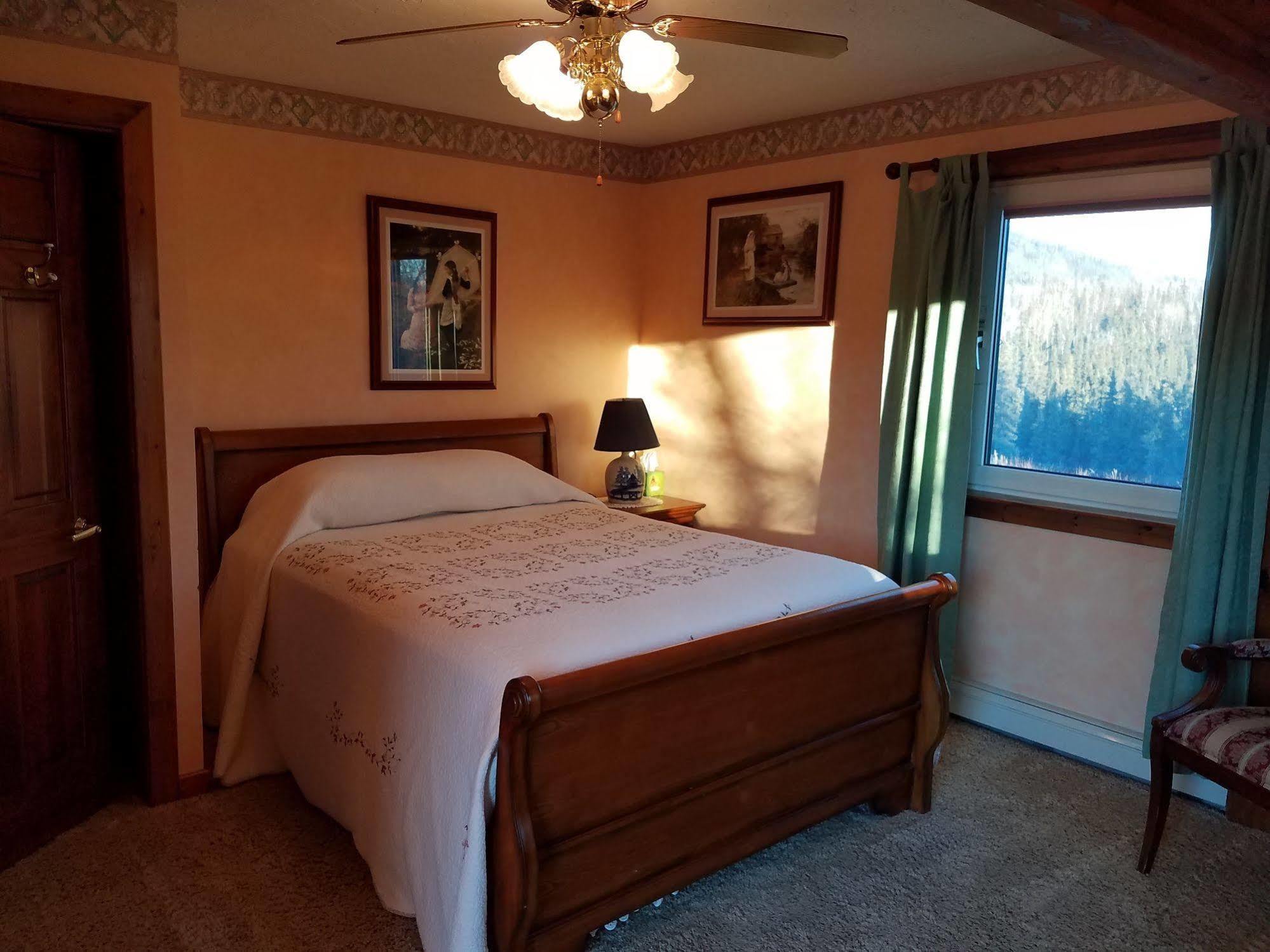 Denali Touch Of Wilderness B&B Хили Экстерьер фото